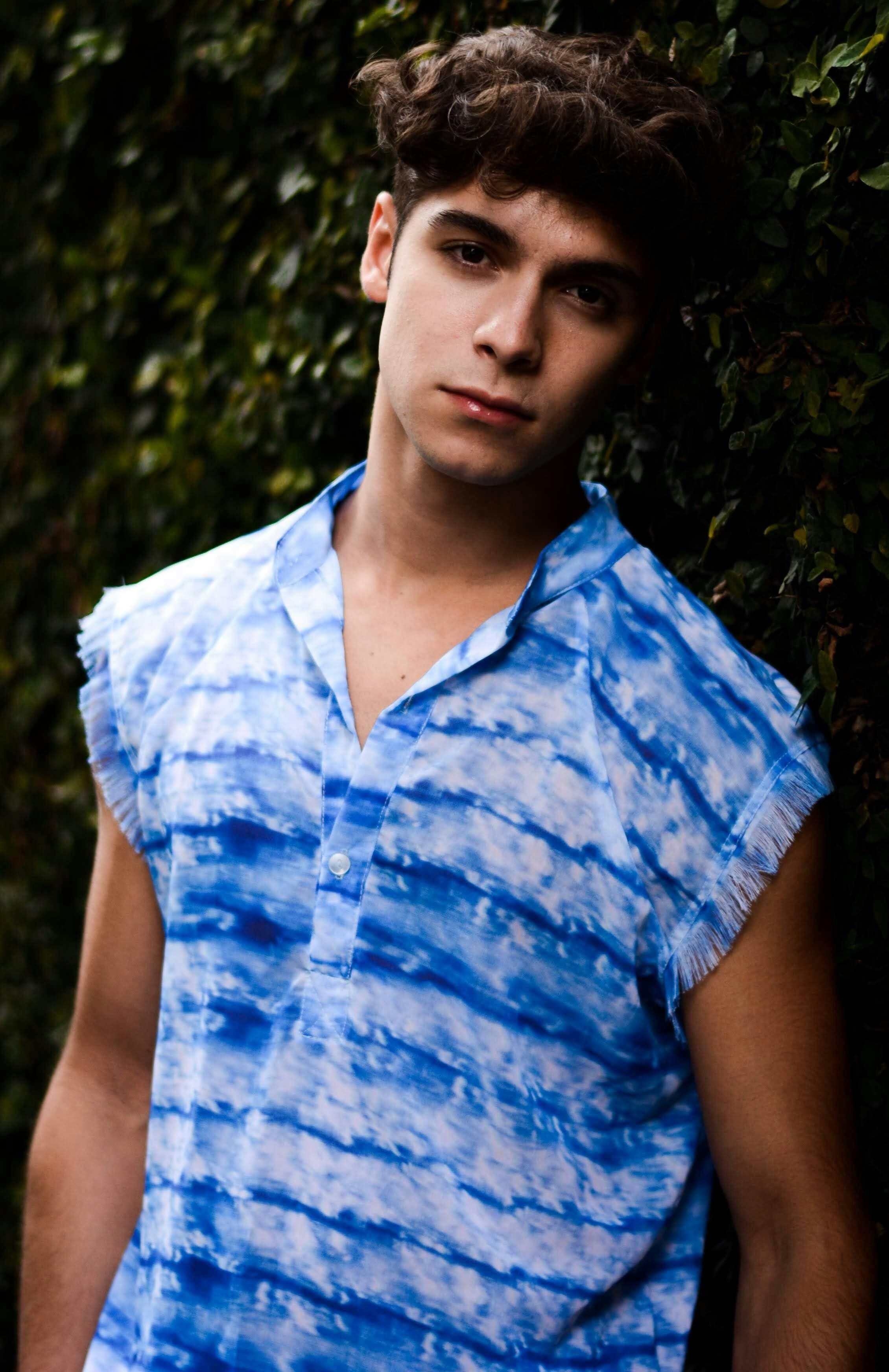 Sleeveless Shirt